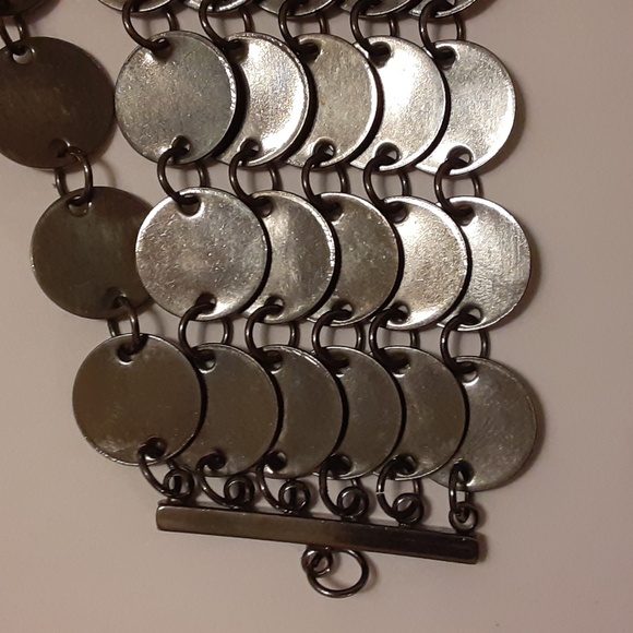 Disc Bracelet - Picture 4 of 5